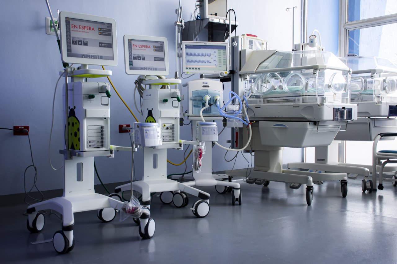 Ministerio de Salud entrega nuevo equipamiento médico al Hospital Bloom ministerio-de-salud-entrega-nuevo-equipamiento-medico-al-hospital-bloom